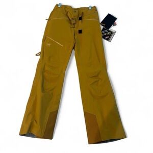 New With Tags

Women's

Arc'teryx

Sentinel LT

Ski Snow Pants

Sz 2